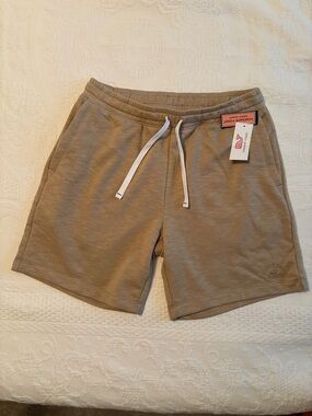Vineyard Vines Men's Drawstring Shorts - Tan with White Drawcord M